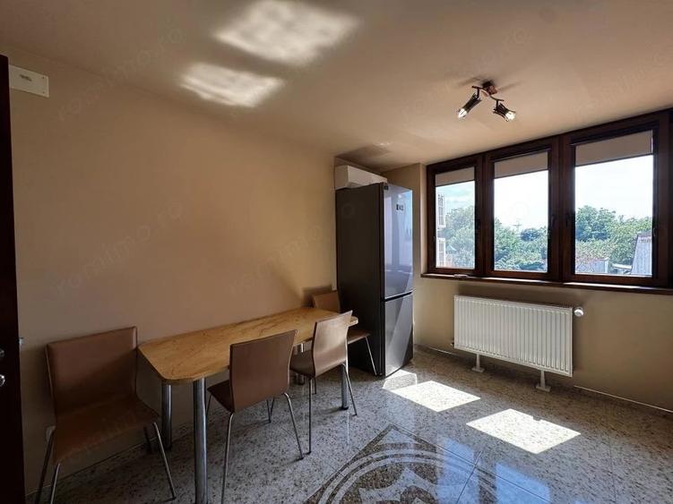 Apartament cu 2 camere decomandat în Crișan