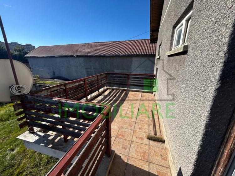Casă cu 4 camere cu Teren 1053 Mp în Central