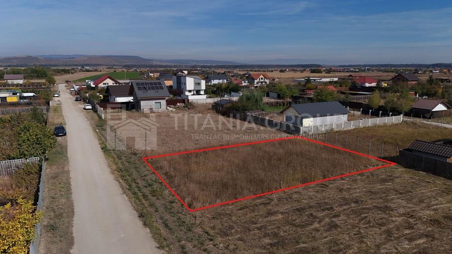 Teren Construcții intravilan de 500 mp, în Hărman