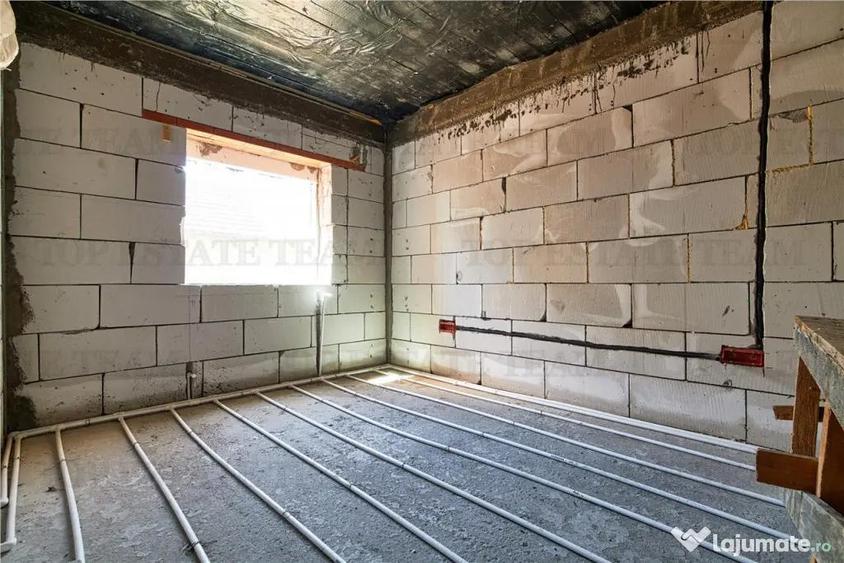 Casă cu 3 camere cu Teren 1056 Mp în Mihail Kogălniceanu