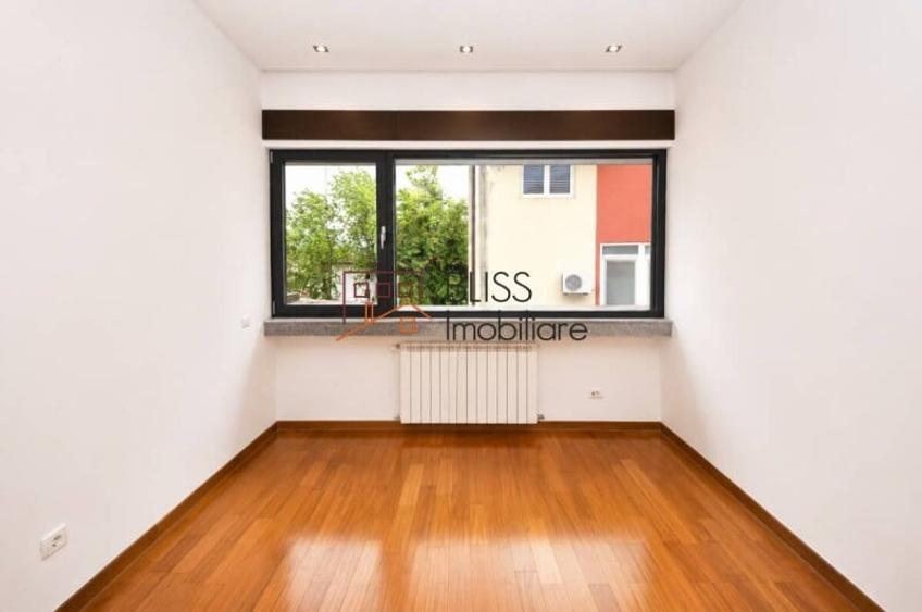 Apartament cu 4 camere decomandat în P-ța Dorobanți