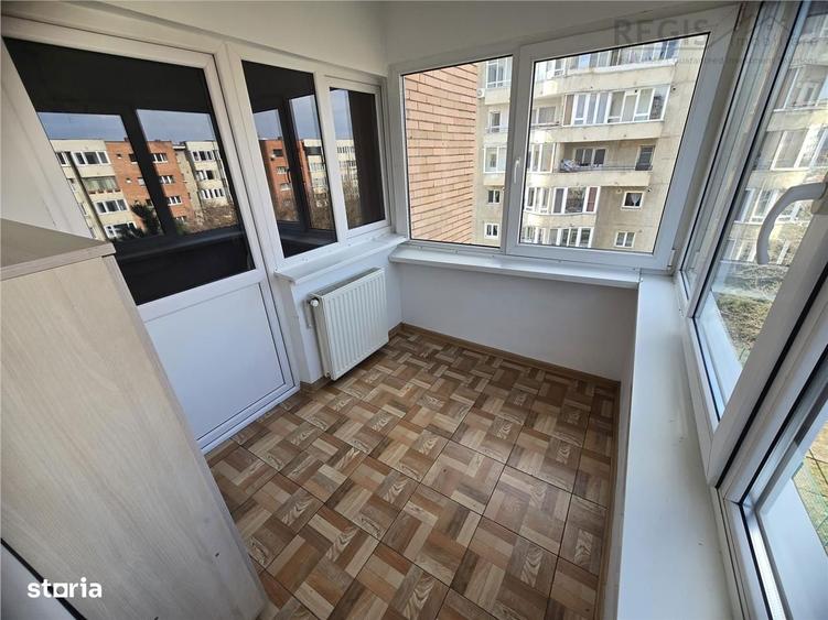 Apartament cu 2 camere decomandat, mobilat în Est
