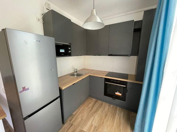 Apartament cu 3 camere semidecomandat în Lipovei