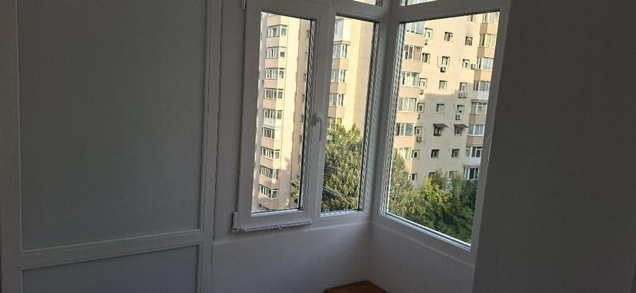 Garsonieră decomandată în Vitan
