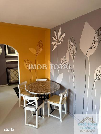 Apartament cu 2 camere semidecomandat în Craiovei