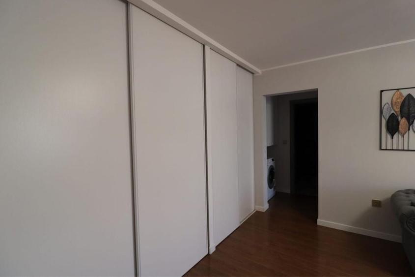 Apartament cu 2 camere semidecomandat în Exterior Vest