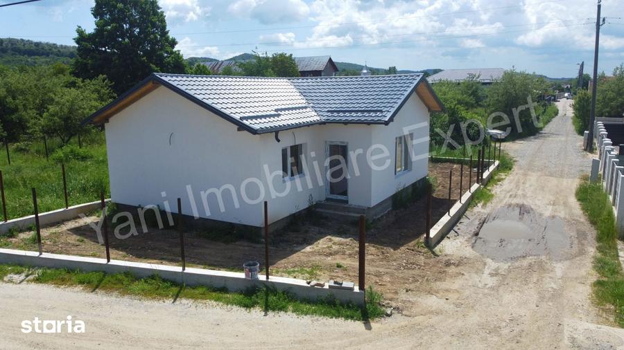 Casă cu 3 camere cu Teren 251 Mp în Central