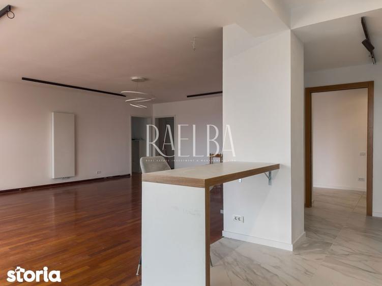 Apartament cu 4 camere, mobilat în Primăverii