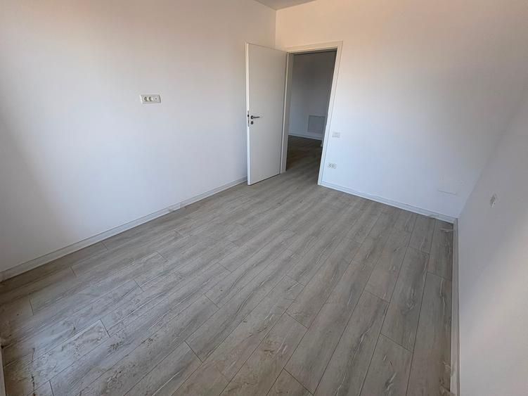 Apartament cu 2 camere decomandat în Berceni