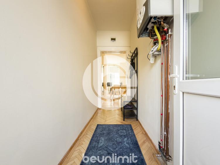 Apartament cu 3 camere decomandat, mobilat în Ultracentral