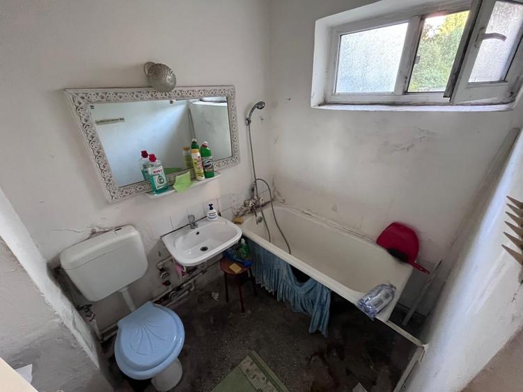 Apartament cu 2 camere semidecomandat, mobilat în Abator