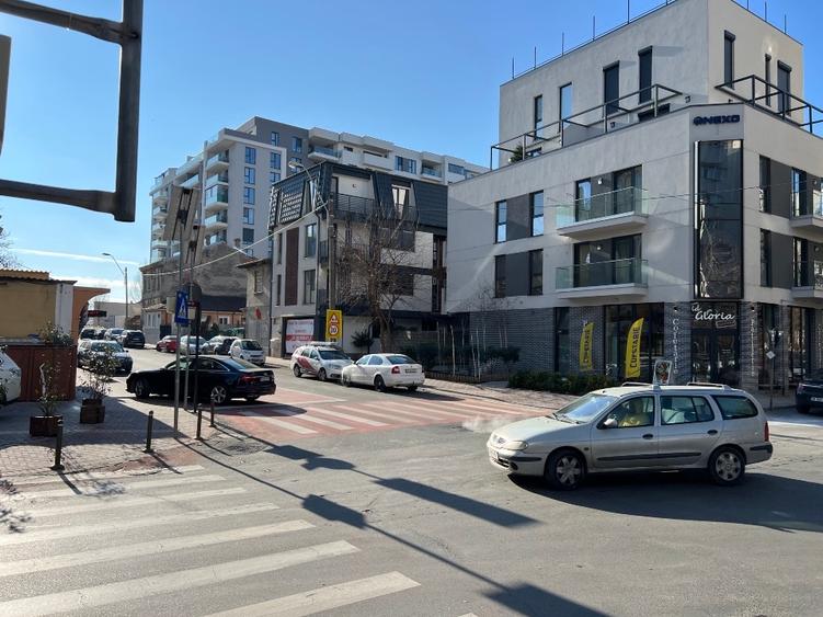 Birou, de 60 mp, în Vitan Mall