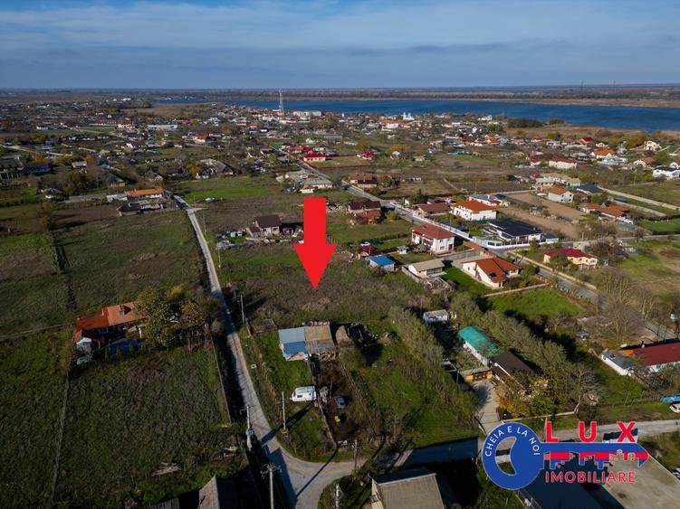 Teren Construcții intravilan de 2274 mp, în Murighiol