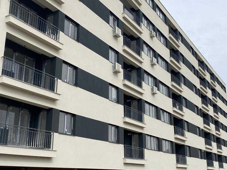 Apartament cu 2 camere decomandat în Est