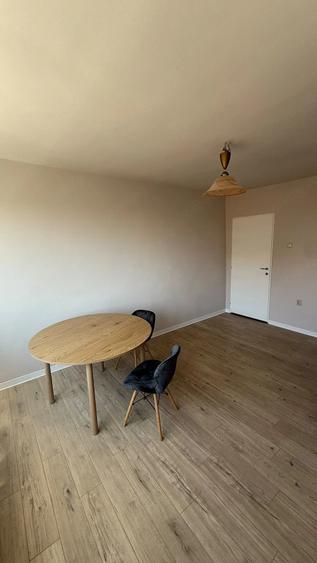 Apartament cu 2 camere decomandat în Complex Studențesc