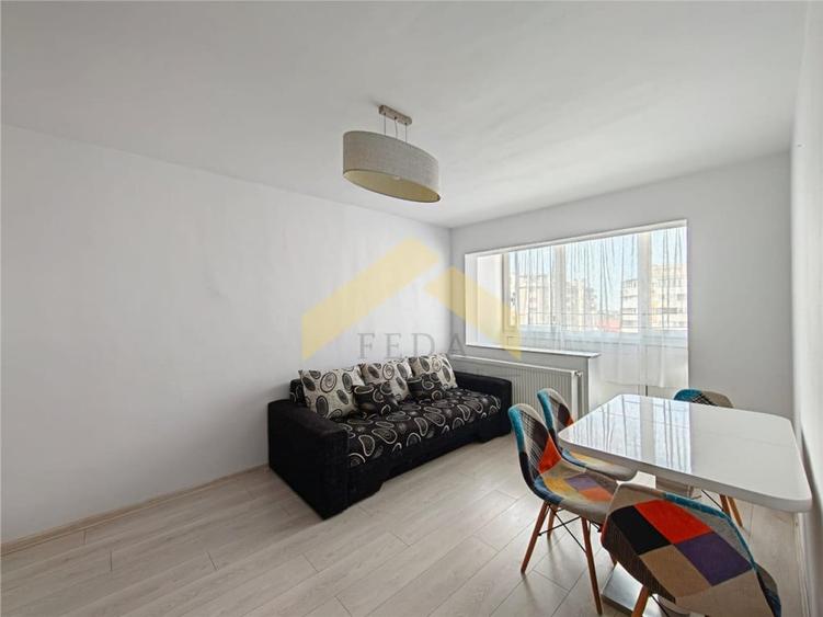 Apartament cu 3 camere decomandat în Aurel Vlaicu