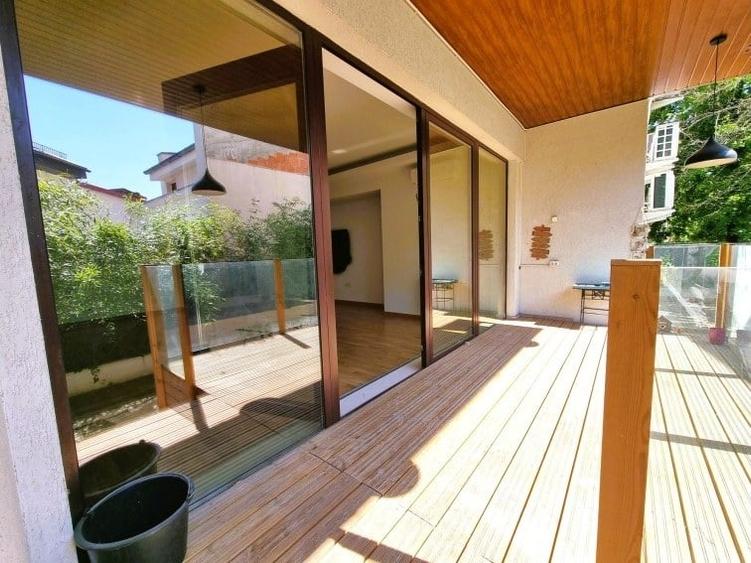 Apartament cu 4 camere în Kiseleff