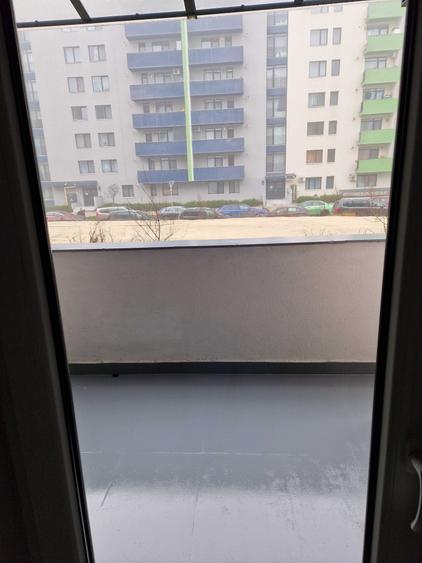Apartament cu 2 camere semidecomandat în Sopor