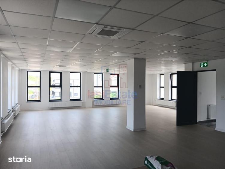 Spațiu comercial, de 108 mp, în Miroslava