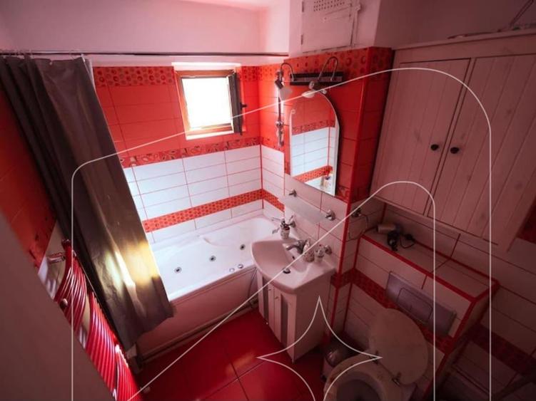 Apartament cu 2 camere în Complex Studențesc