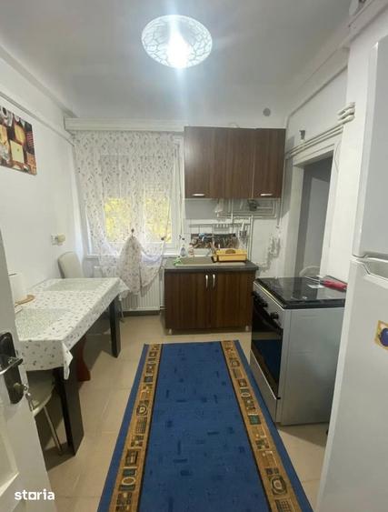 Apartament cu 2 camere decomandat în 1 Mai
