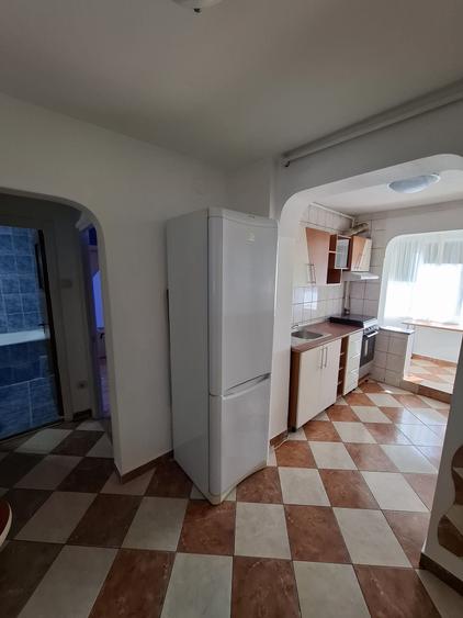 Inchiriere 2 camere Ozana - 7