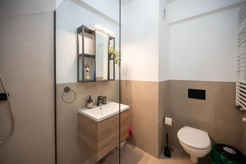Apartament cu 2 camere decomandat în Mamaia-Sat