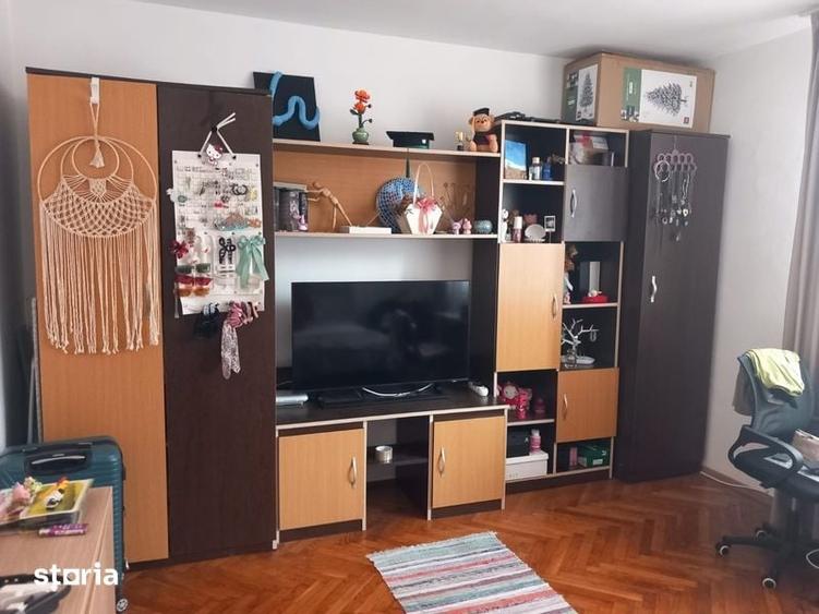 Apartament cu 2 camere decomandat în Dâmbu Pietros
