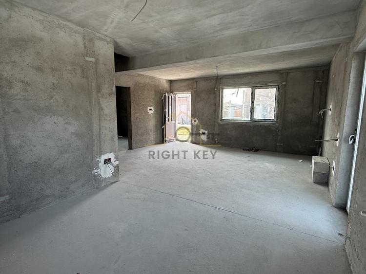 Duplex cu 3 camere cu Teren 250 Mp în Clinceni