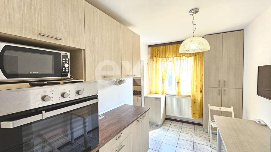 De vanzare apartament 3 camere in zona Mihai Bravu - 13