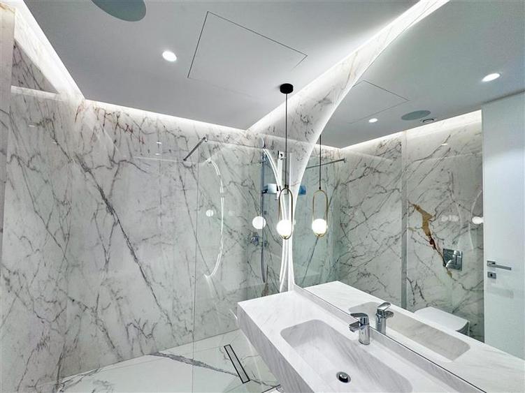 Apartament cu 2 camere decomandat, mobilat în Floreasca