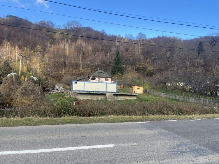 Spațiu comercial, în Seciu