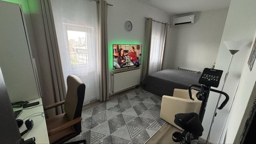 Apartament cu 2 camere semidecomandat în Basarab