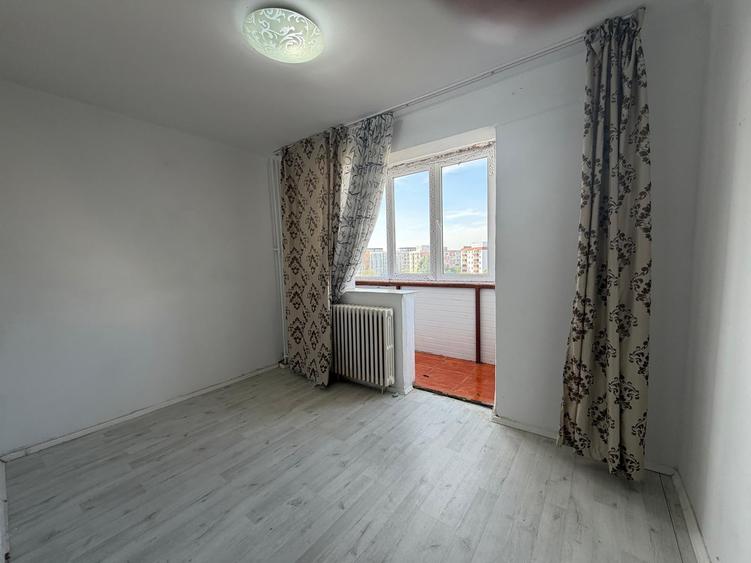 Apartament cu 2 camere semidecomandat în Colentina