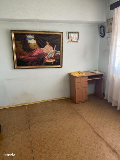 Apartament cu 4 camere decomandat în Ultracentral