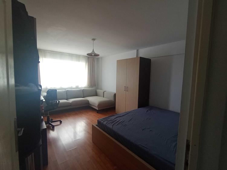 Garsonieră decomandată în Calea Turzii