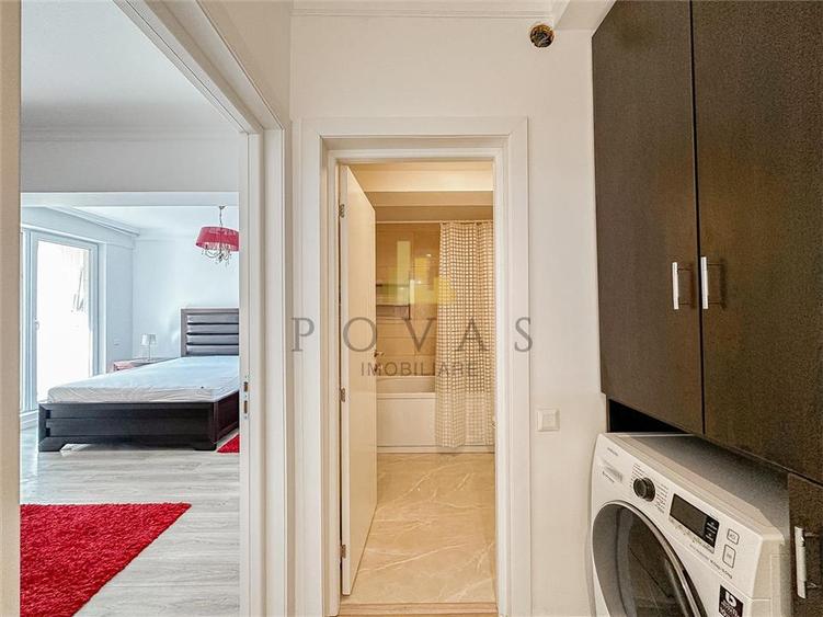 Apartament cu 3 camere decomandat, mobilat în Iancu Nicolae