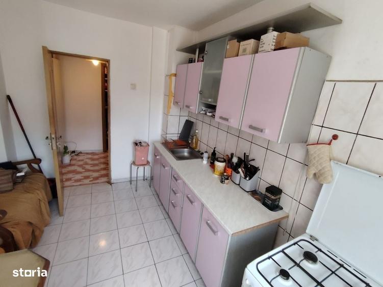 Apartament 4 camere-Metrou Brancoveanu - 12