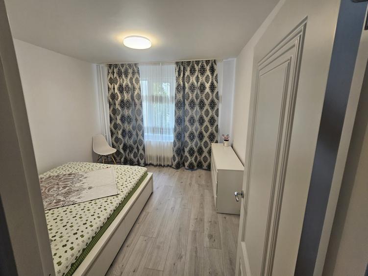 Apartament cu 3 camere decomandat în Iancului