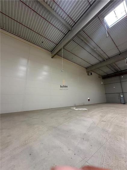 Spațiu industrial, de 1,300 mp, în Luna de Sus