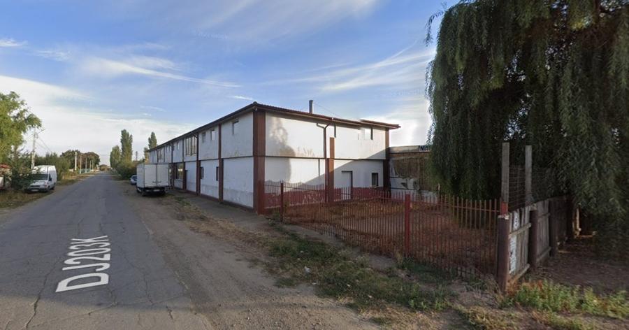Spațiu industrial, de 928 mp, în Săgeata