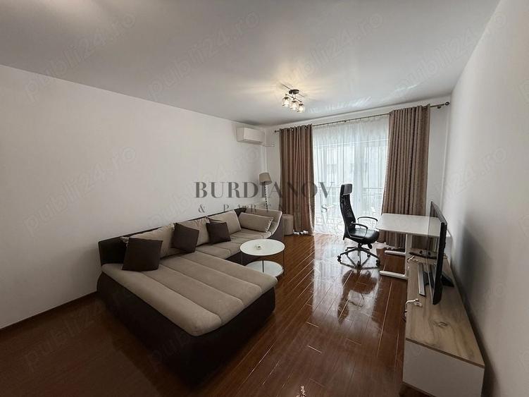 Apartament cu 2 camere decomandat, mobilat în Păcii
