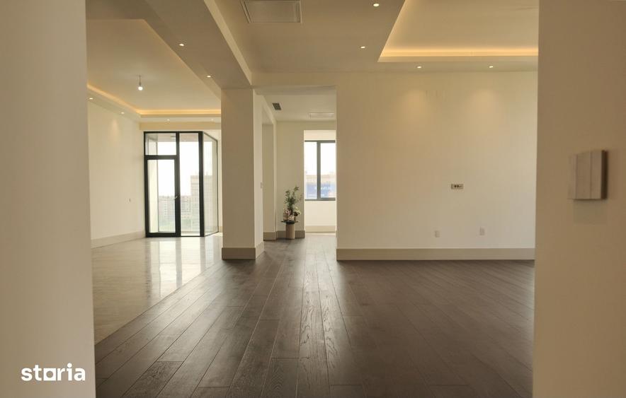Apartament cu 4 camere în Tei