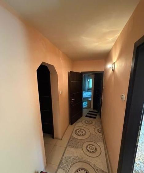 Apartament cu 3 camere decomandat în Tomis Nord