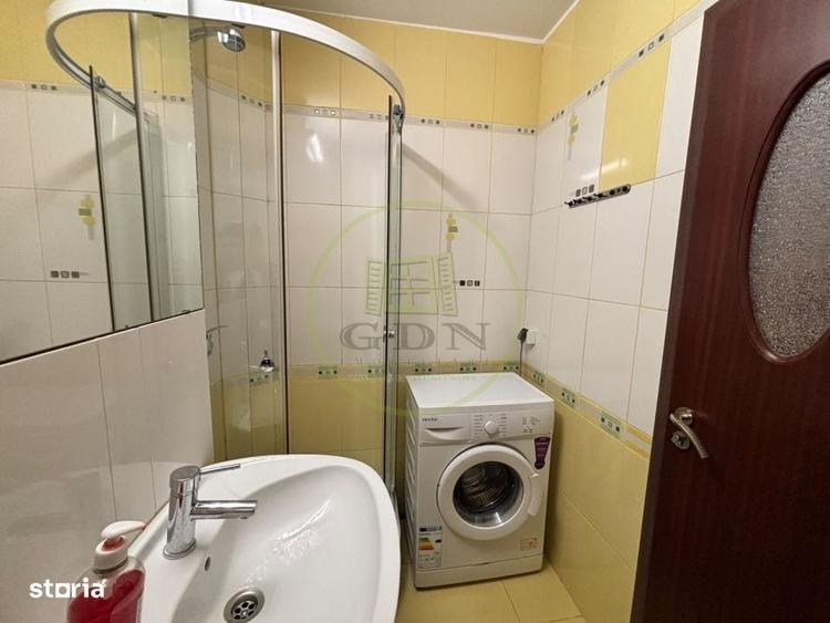 Garsonieră decomandată în Calea București