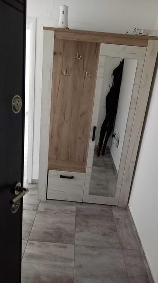 Apartament cu 2 camere decomandat în Florești