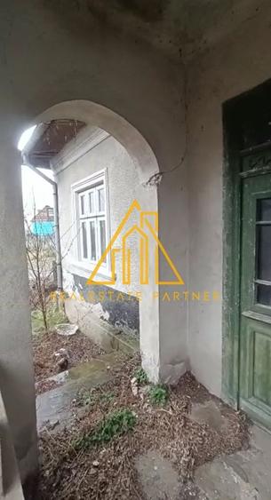 Teren Construcții intravilan de 4000 mp, în Alunișu