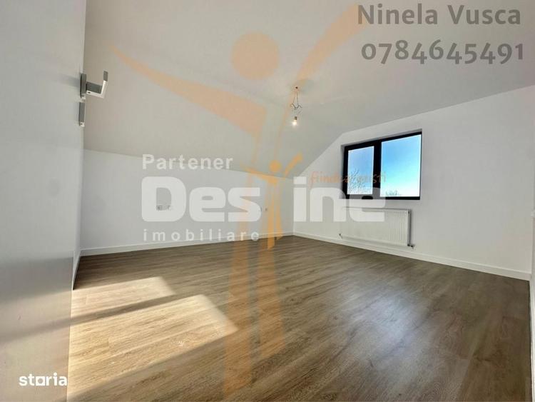 Casă cu 4 camere decomandat cu Teren 400 Mp în Valea