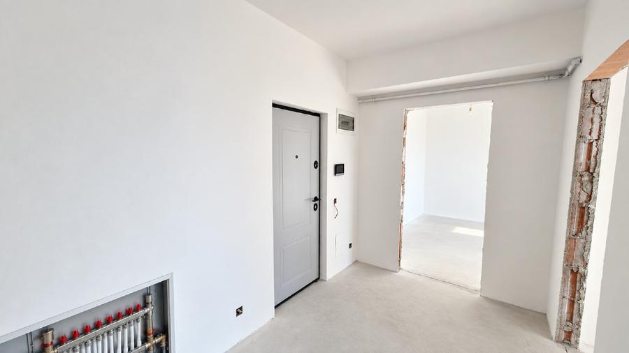 Apartament cu 2 camere decomandat în 1 Mai