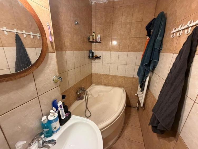 Apartament cu 2 camere, mobilat în Ștrand